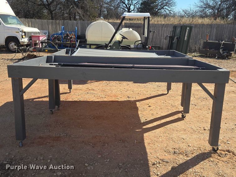 image for item ET1359 (2) tables