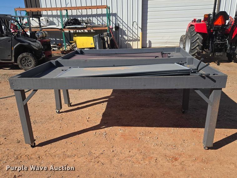 image for item ET1359 (2) tables