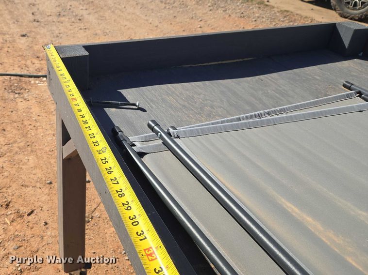 image for item ET1359 (2) tables