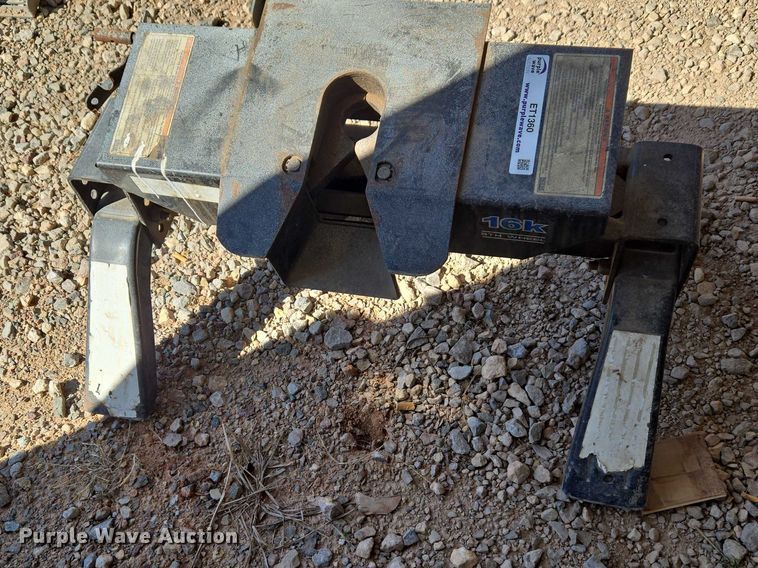 image for item ET1360 Reese fifth wheel hitch