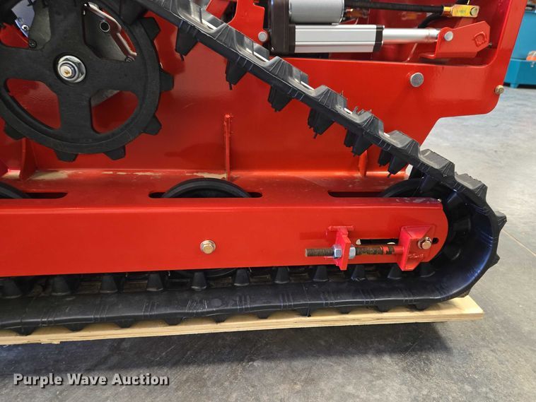 image for item ET1365 Future 800 remote controlled lawn mower