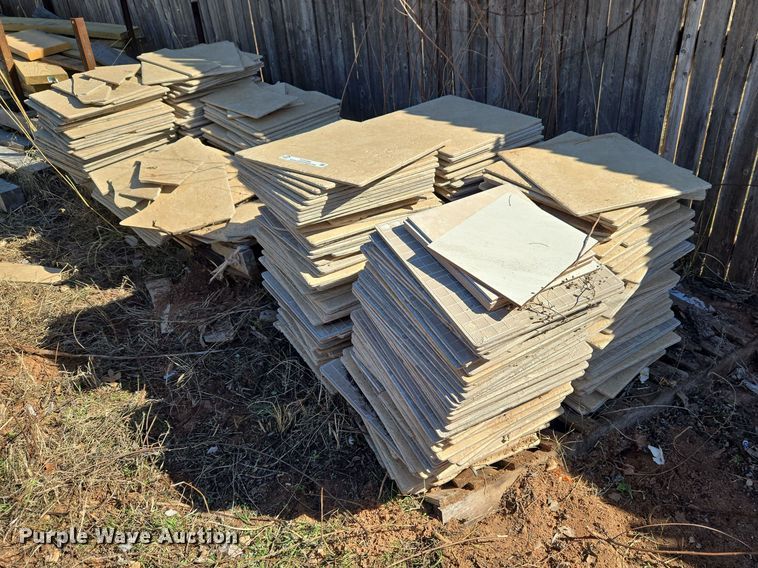 image for item ET1366 (2) pallets of tiles