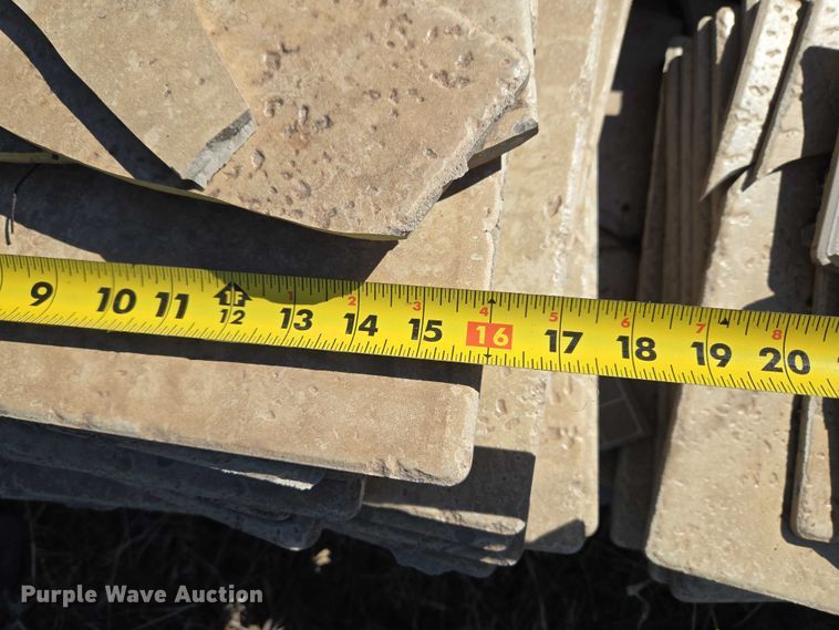 image for item ET1366 (2) pallets of tiles