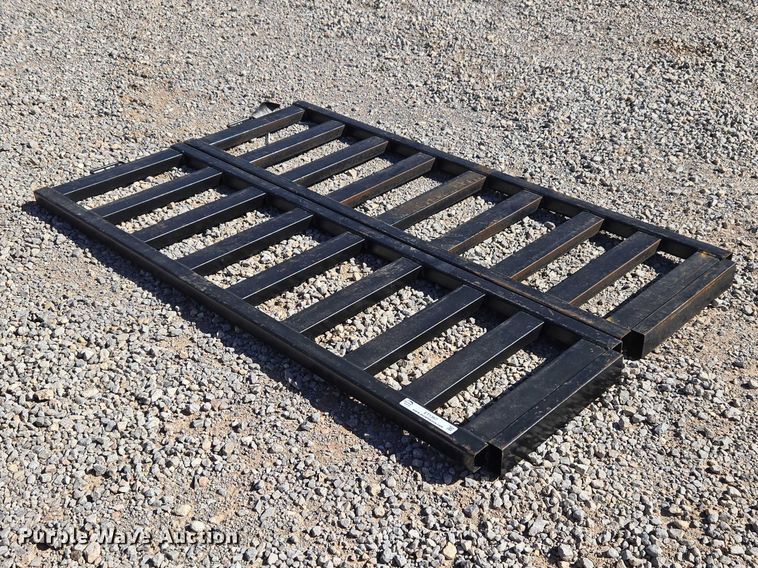 image for item ET1367 (2) trailer ramps
