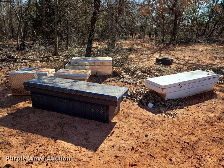 image for item ET1370 Various (5) tool boxes