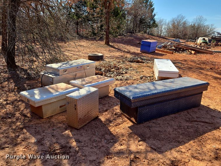 image for item ET1370 Various (5) tool boxes