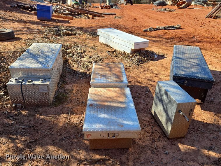 image for item ET1370 Various (5) tool boxes