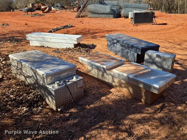 image for item ET1370 Various (5) tool boxes