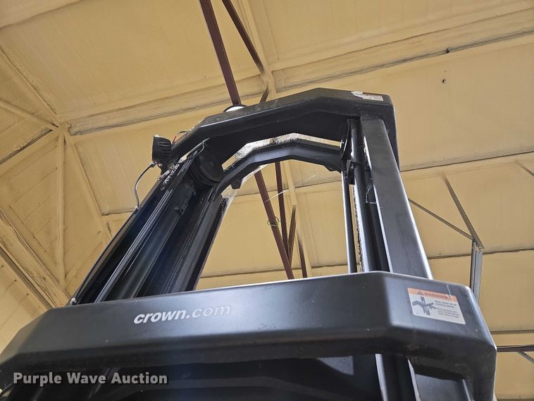 image for item ET1375 Crown SP4050-30 order picker