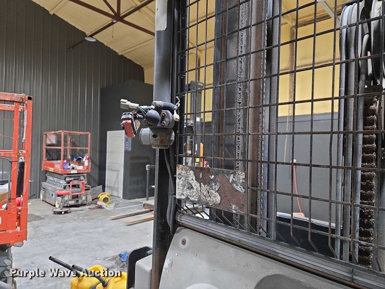 image for item ET1375 Crown SP4050-30 order picker