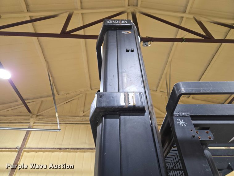 image for item ET1375 Crown SP4050-30 order picker