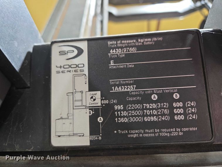 image for item ET1375 Crown SP4050-30 order picker