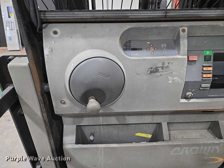 image for item ET1375 Crown SP4050-30 order picker