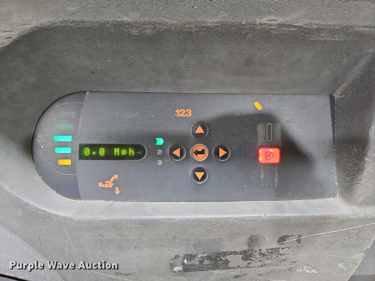 image for item ET1375 Crown SP4050-30 order picker