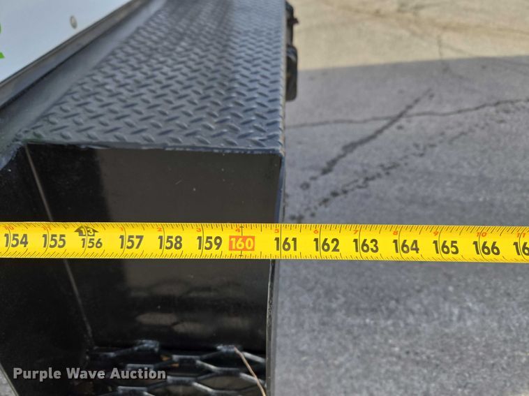 image for item ET1381 2007 Ford F450 box truck