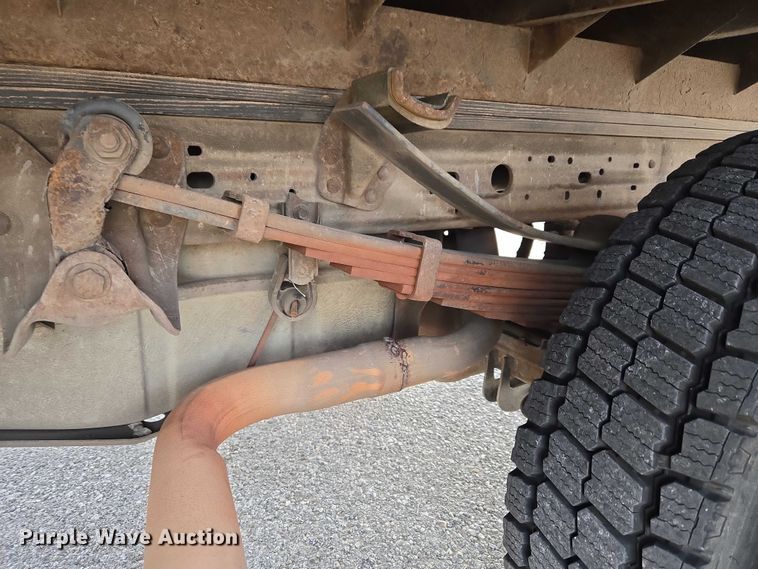 image for item ET1381 2007 Ford F450 box truck