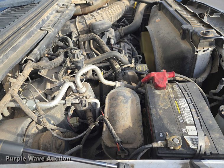 image for item ET1381 2007 Ford F450 box truck