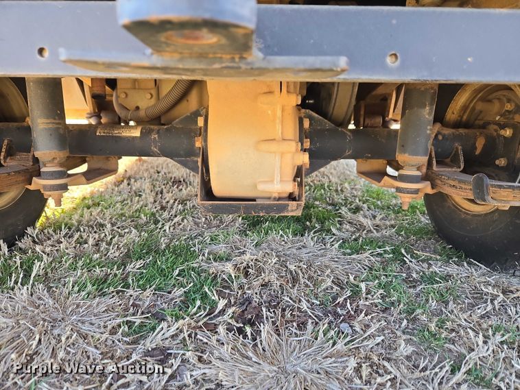 image for item ET1384 Club Car Turf 2 golf cart