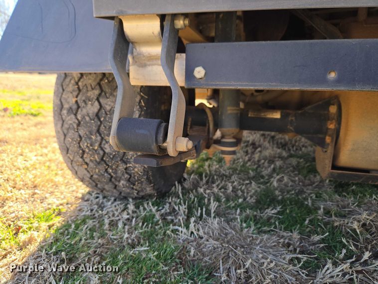 image for item ET1384 Club Car Turf 2 golf cart