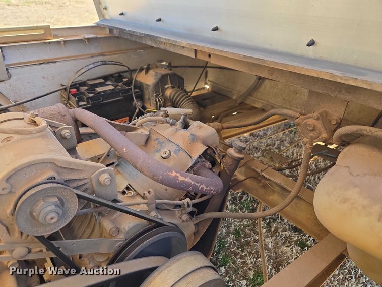 image for item ET1384 Club Car Turf 2 golf cart