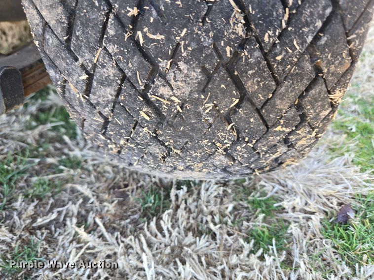 image for item ET1384 Club Car Turf 2 golf cart