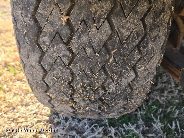 image for item ET1384 Club Car Turf 2 golf cart