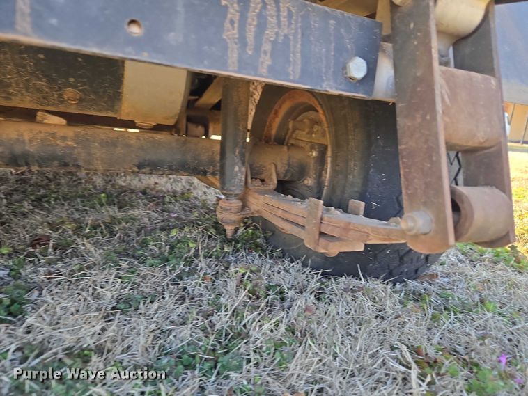 image for item ET1385 Club Car Turf Carryall 2 golf cart