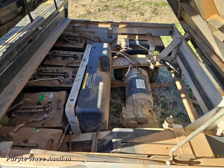 image for item ET1385 Club Car Turf Carryall 2 golf cart