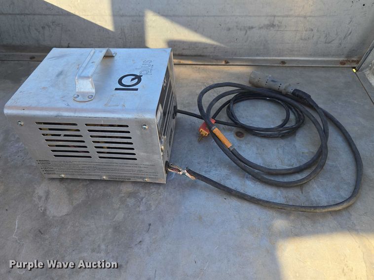 image for item ET1385 Club Car Turf Carryall 2 golf cart