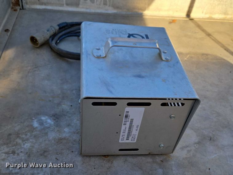 image for item ET1385 Club Car Turf Carryall 2 golf cart