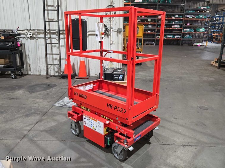 image for item ET1400 2015 Hy-Brid HB-P527 scissor lift