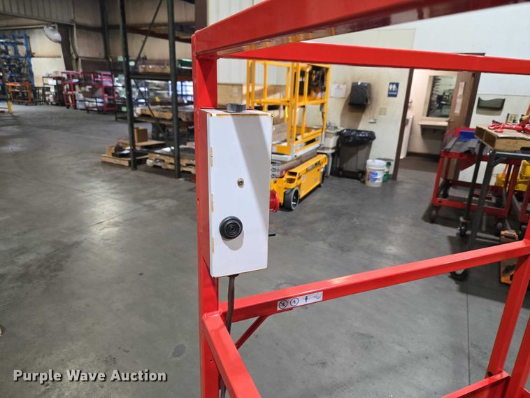 image for item ET1400 2015 Hy-Brid HB-P527 scissor lift