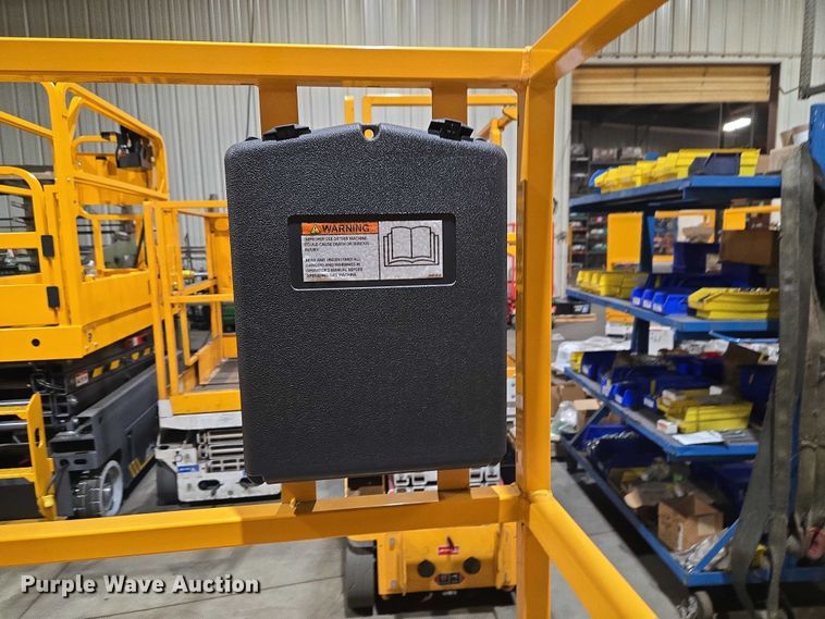 image for item ET1402 2017 Hy-Brid HB-P527 scissor lift