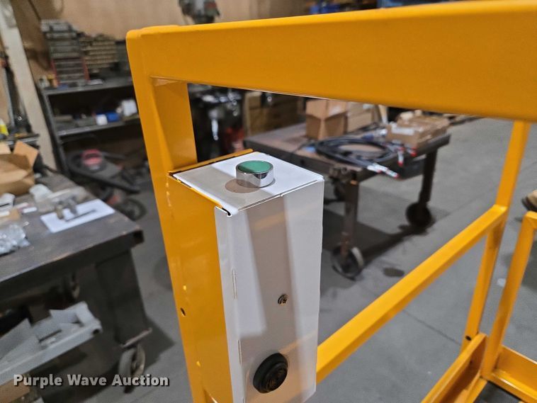 image for item ET1402 2017 Hy-Brid HB-P527 scissor lift