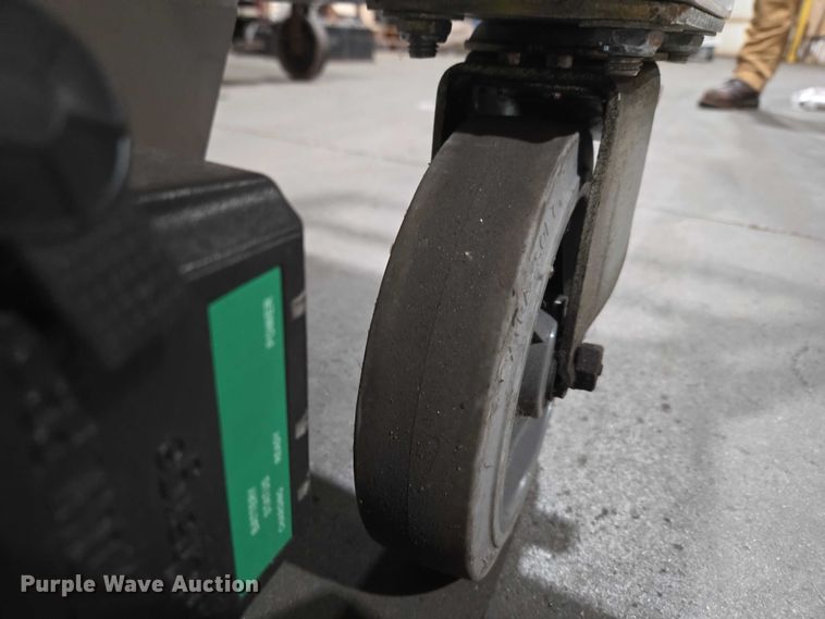 image for item ET1402 2017 Hy-Brid HB-P527 scissor lift