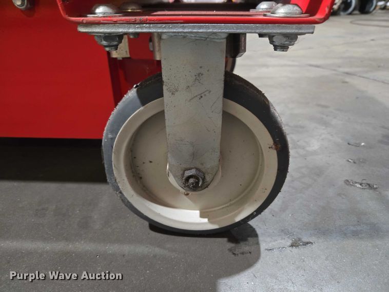 image for item ET1405 2016 Hy-Brid HB-P527 scissor lift