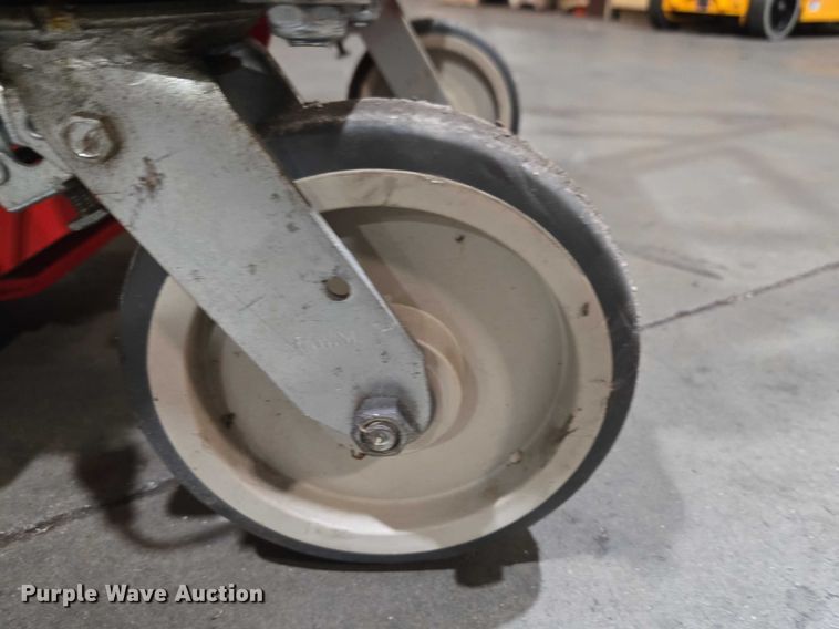 image for item ET1405 2016 Hy-Brid HB-P527 scissor lift