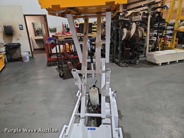 image for item ET1406 2020 Hy-Brid HB-P527 scissor lift