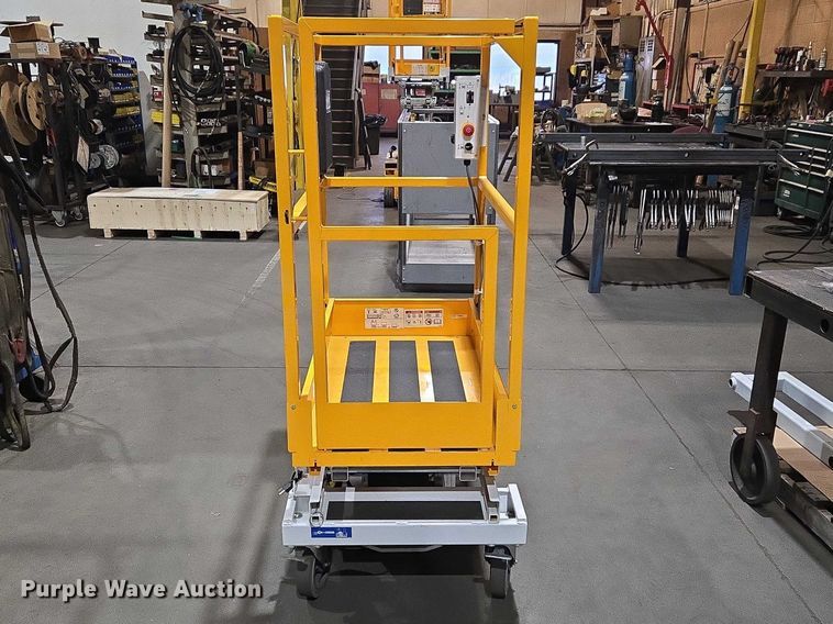 image for item ET1407 2020 Hy-Brid HB-P527 scissor lift