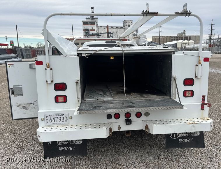 image for item ET1550 2015 Ford F350 Ext. Cab utility bed pickup truck