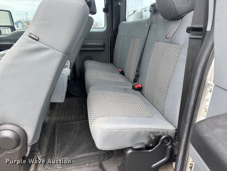 image for item ET1550 2015 Ford F350 Ext. Cab utility bed pickup truck