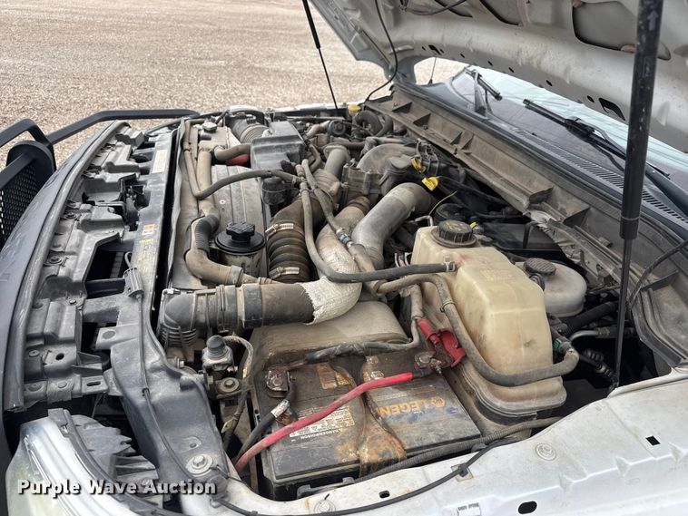 image for item ET1550 2015 Ford F350 Ext. Cab utility bed pickup truck