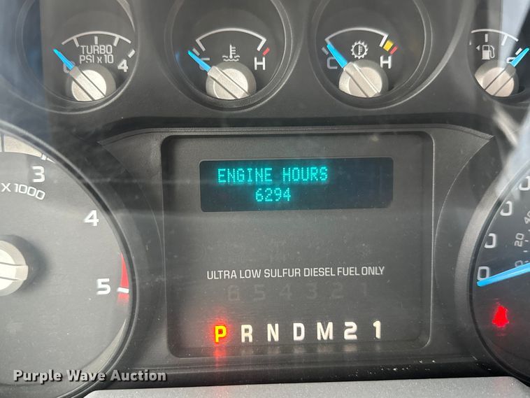 image for item ET1550 2015 Ford F350 Ext. Cab utility bed pickup truck