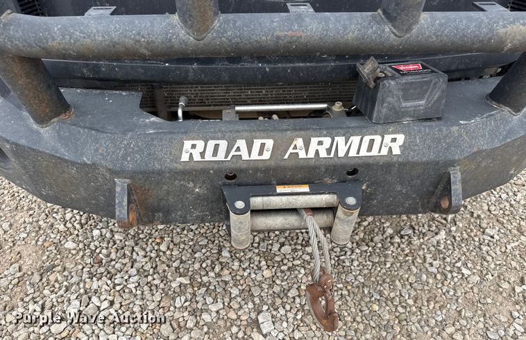 image for item ET1551 2015 Ford F350 Crew Cab flatbed pickup truck