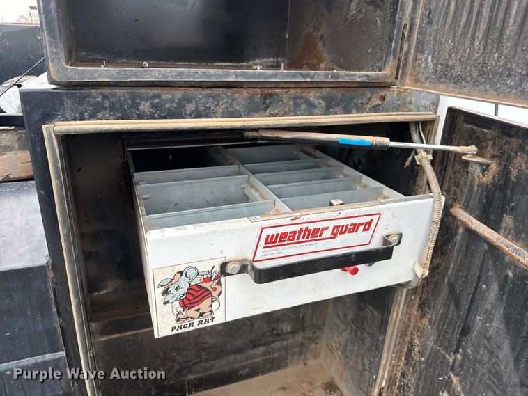 image for item ET1551 2015 Ford F350 Crew Cab flatbed pickup truck