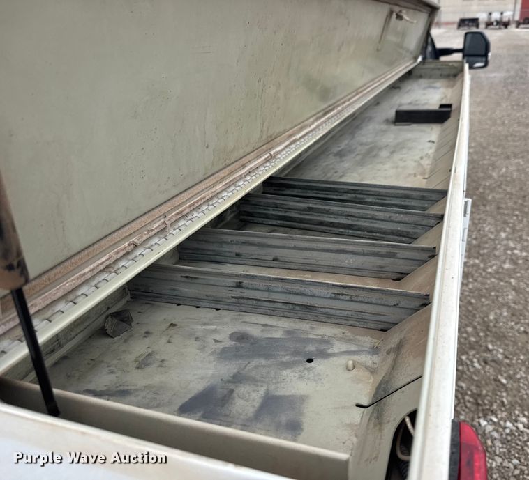 image for item ET1552 2019 Ford F350 Ext. Cab utility bed pickup truck