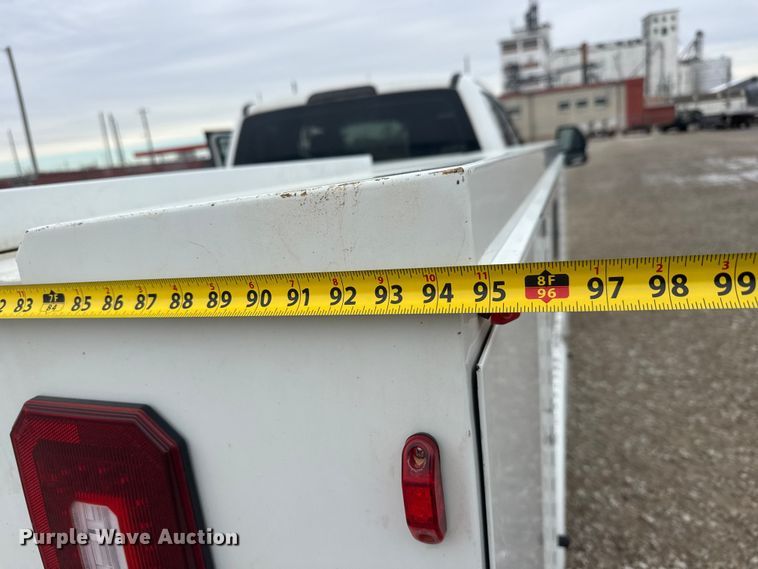 image for item ET1552 2019 Ford F350 Ext. Cab utility bed pickup truck