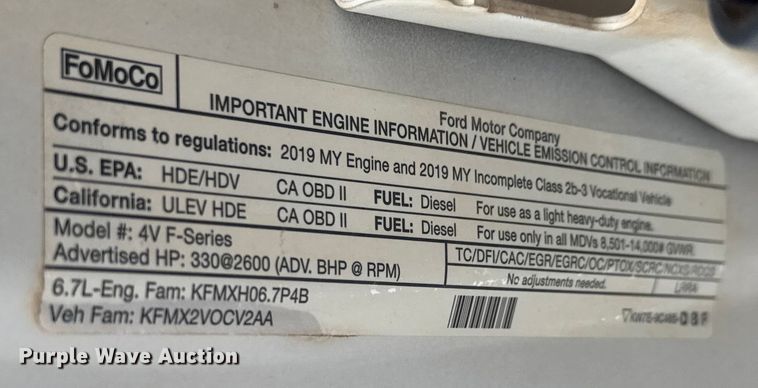 image for item ET1552 2019 Ford F350 Ext. Cab utility bed pickup truck