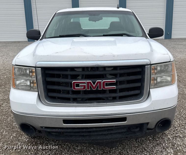 image for item ET1553 2009 GMC Sierra 2500 HD Crew Cab pickup truck