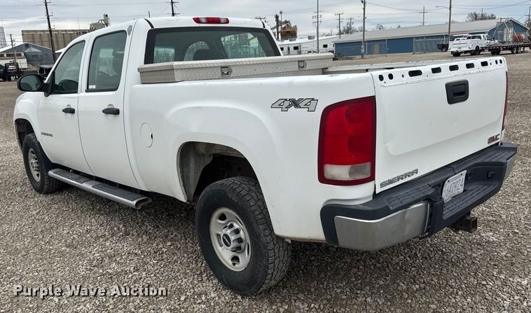 image for item ET1553 2009 GMC Sierra 2500 HD Crew Cab pickup truck